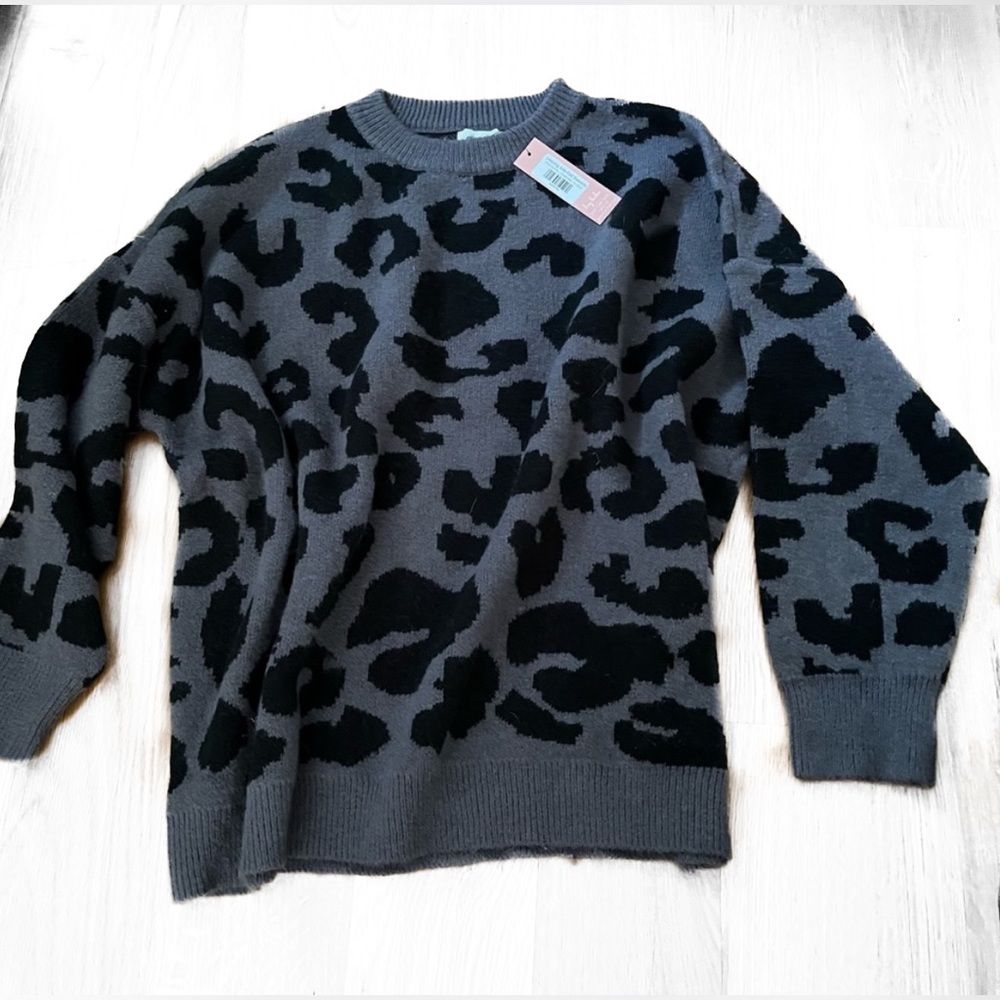 BNWT BiBi Abstract Gray/Black Sweater Size XL